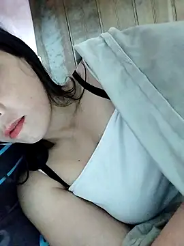 Snapshot of Sinejdk3 chatting on February 28, 12:00 am Sinejdk3 online show from February 28, 12:00 am