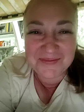 Kiss Eva online show from October 9, 7:12 pm