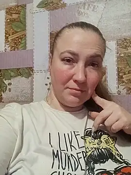 Kiss Eva online show from February 11, 5:51 pm