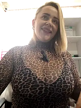 CurvyLust x online show from September 13, 2:39 pm