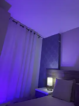 MiilaBlake online show from April 13, 7:30 pm