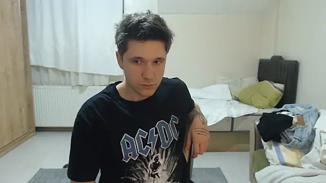 Snapshot of 2handsomemann chatting on June 9, 9:04 pm 2handsomemann online show from June 9, 9:04 pm