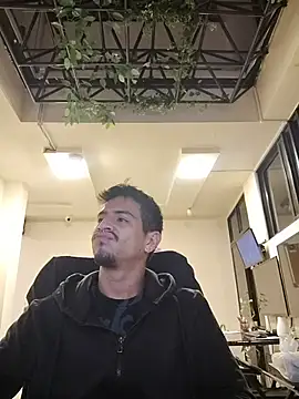 Snapshot of Juann-cock chatting on June 18, 4:02 am Juann-cock online show from June 18, 4:02 am