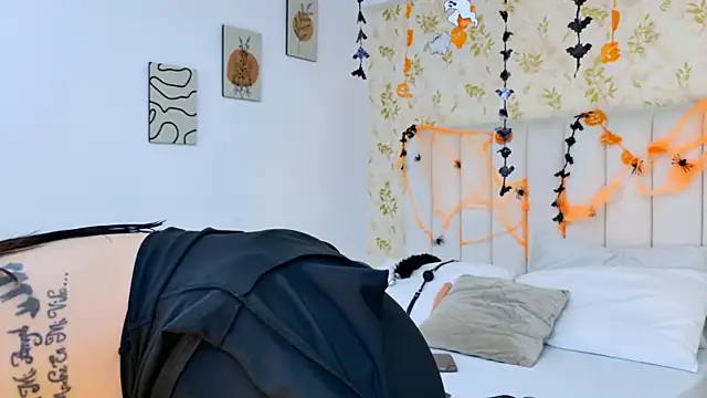 Celeste Ackerman online show from October 24, 7:54 pm