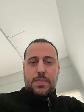 Snapshot of paleron34 chatting on March 4, 1:50 pm paleron34 online show from March 4, 1:50 pm