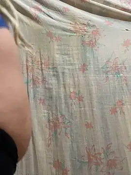 Cuckold-masters-dog online show from November 27, 3:14 pm