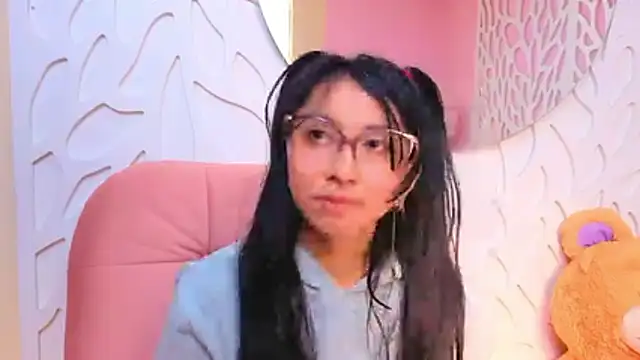 VioletxBloom online show from April 12, 12:54 pm