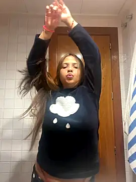 ChartedHallway online show from December 1, 1:32 am