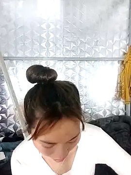 sulove xx online show from April 12, 11:21 pm