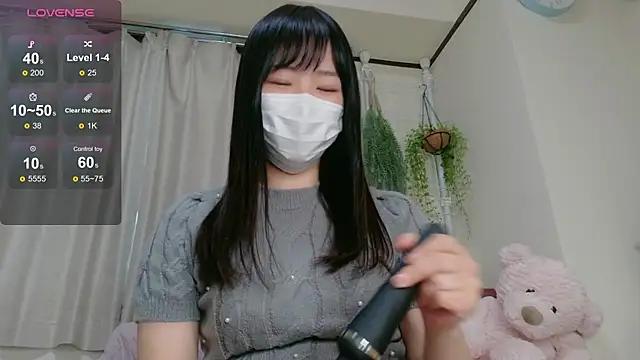Snapshot of yuuka82619y chatting on October 18, 7:31 am yuuka82619y online show from October 18, 7:31 am