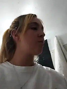 ayebran online show from October 20, 9:04 pm