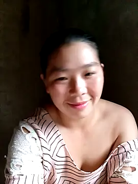 Snapshot of quynhkoolbae chatting on October 13, 11:38 pm quynhkoolbae online show from October 13, 11:38 pm