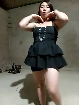 Snapshot of quynhkoolbae chatting on November 10, 12:48 pm quynhkoolbae online show from November 10, 12:48 pm