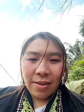 quynhkoolbae online show from February 9, 8:29 am