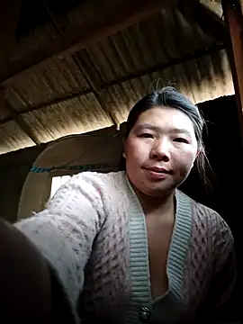 quynhkoolbae online show from April 9, 1:38 am