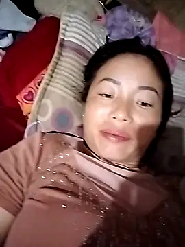 Snapshot of Annaacutee chatting on October 14, 3:40 am Annaacutee online show from October 14, 3:40 am