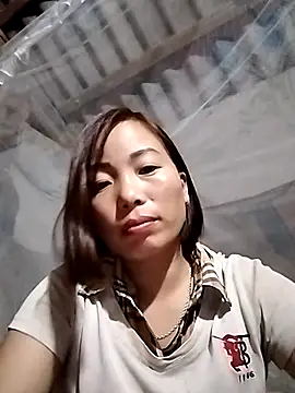 Snapshot of Annaacutee chatting on November 5, 12:27 pm Annaacutee online show from November 5, 12:27 pm