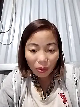 Snapshot of Annaacutee chatting on November 8, 11:43 am Annaacutee online show from November 8, 11:43 am