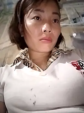 Snapshot of Annaacutee chatting on November 16, 12:00 pm Annaacutee online show from November 16, 12:00 pm