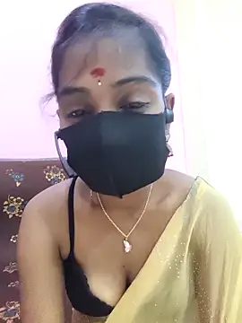 Snapshot of mounika26 chatting on September 9, 6:46 am mounika26 online show from September 9, 6:46 am