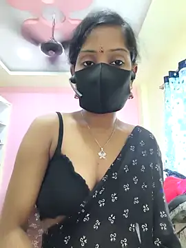 Snapshot of mounika26 chatting on October 3, 6:54 am mounika26 online show from October 3, 6:54 am