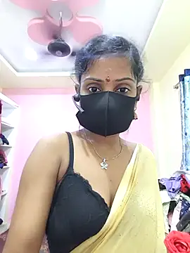 Snapshot of mounika26 chatting on October 4, 5:44 pm mounika26 online show from October 4, 5:44 pm