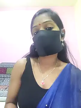 Snapshot of mounika26 chatting on October 17, 4:20 pm mounika26 online show from October 17, 4:20 pm