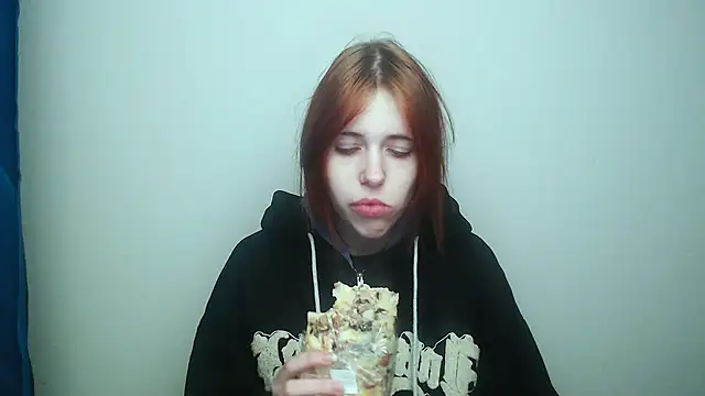 GuessMe    online show from December 5, 3:37 am