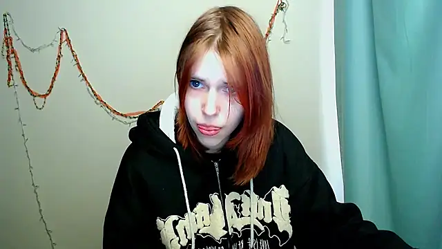 Snapshot of GuessMe___ chatting on February 2, 9:57 pm GuessMe online show from February 2, 9:57 pm