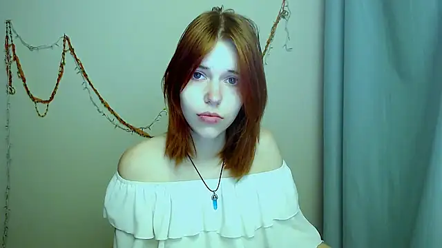 Snapshot of GuessMe___ chatting on February 4, 10:58 pm GuessMe online show from February 4, 10:58 pm