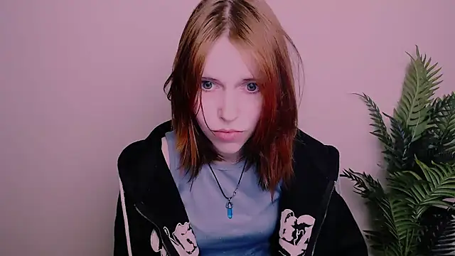 Snapshot of GuessMe___ chatting on February 12, 10:38 pm GuessMe online show from February 12, 10:38 pm