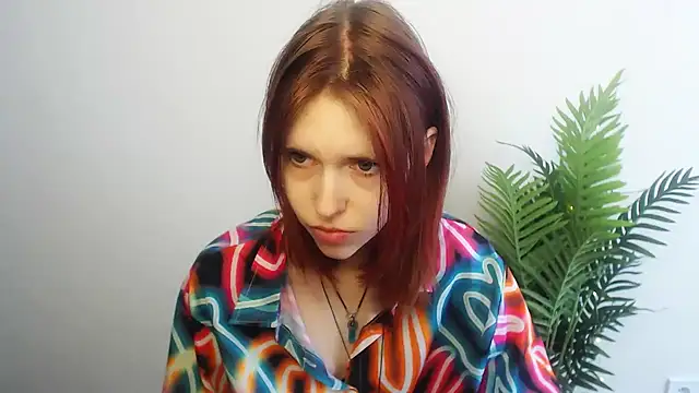 Snapshot of GuessMe___ chatting on March 1, 7:21 am GuessMe online show from March 1, 7:21 am