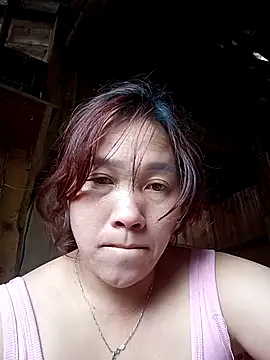 miumiu 00 online show from October 12, 7:40 am