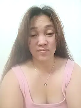 miumiu 00 online show from November 17, 2:01 pm