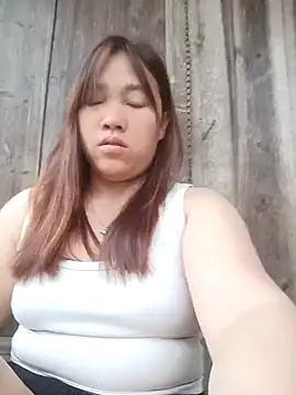 miumiu 00 online show from April 19, 10:56 pm