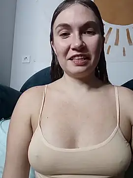 Snapshot of KisaVixen chatting on November 7, 5:46 pm KisaVixen online show from November 7, 5:46 pm