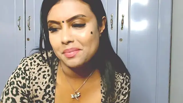 Snapshot of Indian_GlowingMiax chatting on October 28, 4:09 pm Indian GlowingMiax online show from October 28, 4:09 pm