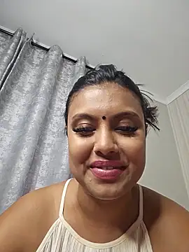 Snapshot of Indian_GlowingMiax chatting on November 5, 5:07 am Indian GlowingMiax online show from November 5, 5:07 am