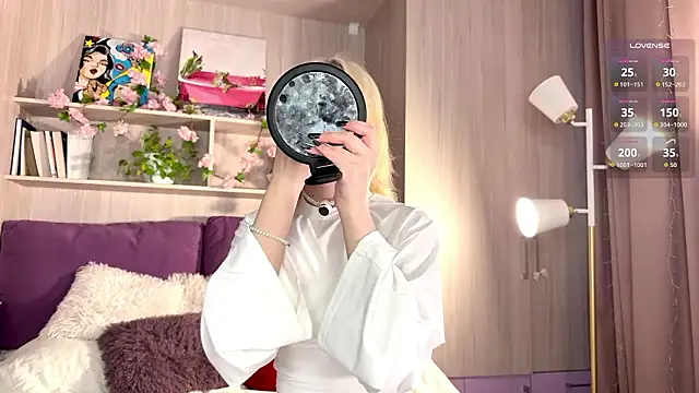 GlaydsLeveto online show from February 4, 4:07 am