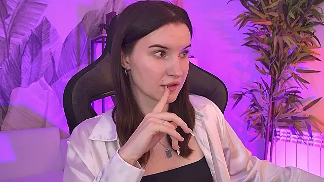 AgataWillis online show from February 11, 7:46 am