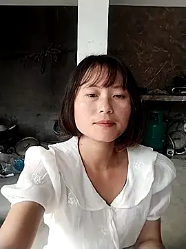 linda bae00 online show from October 29, 2:36 am