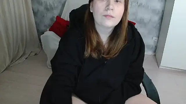 AdelinaLawson online show from February 8, 5:05 pm