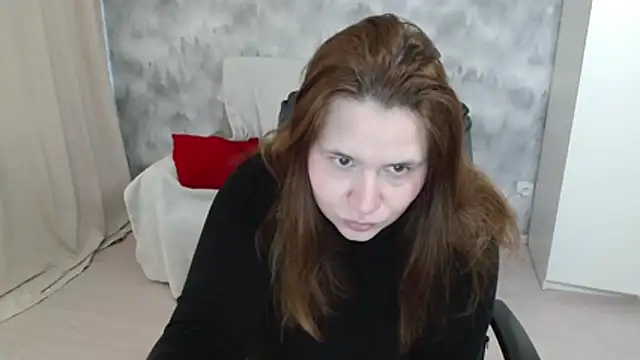 AdelinaLawson online show from February 18, 8:43 am