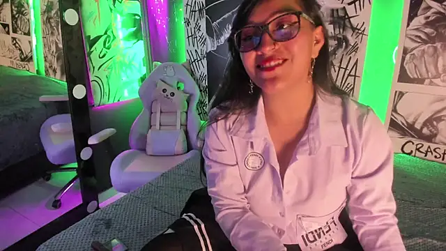 Skye bluee  online show from September 24, 3:43 am