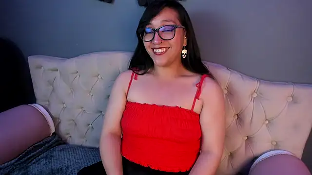 Skye bluee  online show from September 30, 3:22 am