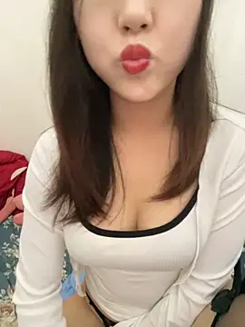 Snapshot of Dieknr chatting on November 8, 9:20 am Dieknr online show from November 8, 9:20 am