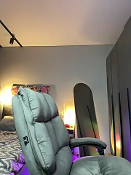 mygoddesshecate online show from April 10, 7:07 pm