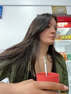 Snapshot of Danielaeliana chatting on September 9, 9:03 pm Danielaeliana online show from September 9, 9:03 pm