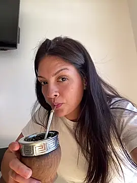 Snapshot of Danielaeliana chatting on February 20, 6:19 pm Danielaeliana online show from February 20, 6:19 pm