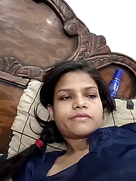 Komal0099 online show from October 25, 2:52 am